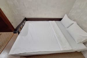 4 кровати с кондиционером и балконом. Alex Apartments. 30