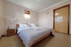 Квартира 4 кровати с кондиционером и балконом. Alex Apartments.. Апартаменты двухместный  14