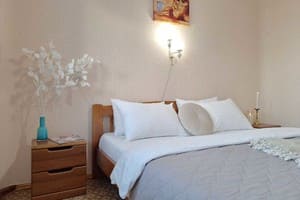 Квартира 4 кровати с кондиционером и балконом. Alex Apartments.. Апартаменты двухместный  18