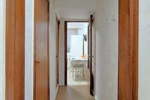 Квартира 4 кровати с кондиционером и балконом. Alex Apartments.. Апартаменты двухместный  38