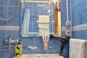 Квартира 4 кровати с кондиционером и балконом. Alex Apartments.. Апартаменты двухместный  40