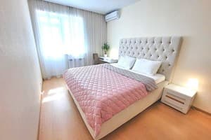 Квартира Alex Apartment. Люкс двухместный + 4 доп места 8