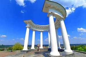 Alex Apartments. White rotunda. 19