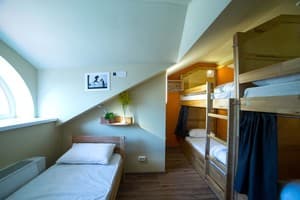 Хостел Dream Hostel Poltava. Место в общем 5-местном номере  3