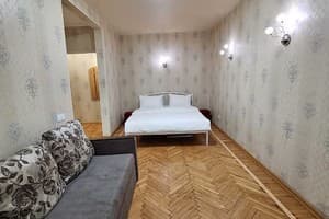 Квартира На Садовом. Alex Apartments (бесконтактное поселение 24/7). Апартаменты двухместный +4    Котляревского 11 12