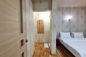 Квартира На Садовом. Alex Apartments (бесконтактное поселение 24/7). Апартаменты двухместный +4    Котляревского 11 36