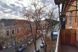 Напротив театра им.Гоголя (Alex Apartments (бесконтактное поселение 24/7) 19