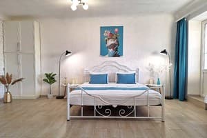 Синий малахит Alex Apartments (круглосуточно бесконтактное заселение 24/7) 4