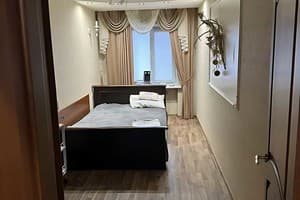 Квартира возле Березового сквера (обл. больница и госпиталь). Alex Apartments